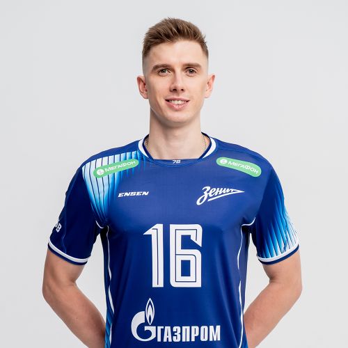 Роман Пакшин