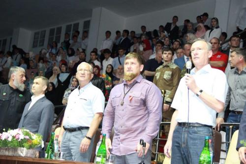 06-Dvorec v Groznom